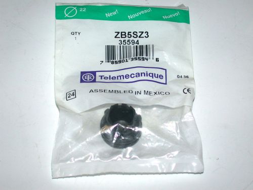 BRAND NEW TELEMECANIQUE BLANKING PLUG ZB5Z3 (17 AVAILABLE)