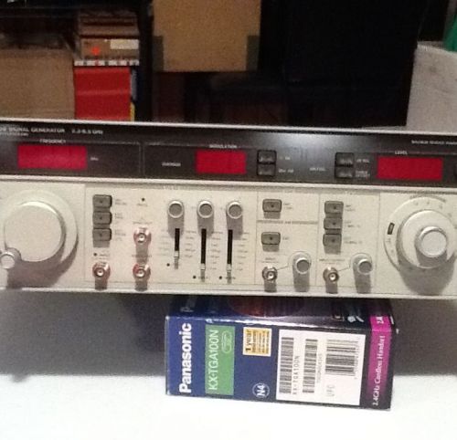 8683B Signal Generator