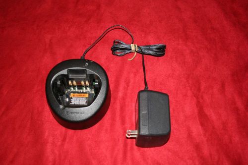 MOTOROLA AC CHARGER NTN8831A