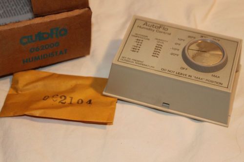 AUTOFLO 062000 HUMIDSTAT - NEW NOS in Box