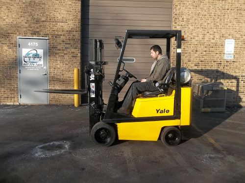 FORKLIFT (16891) 2001 YALE GLC040AFNUAV061, 4000 LBS CAPACITY VERY GOOD SHAPE