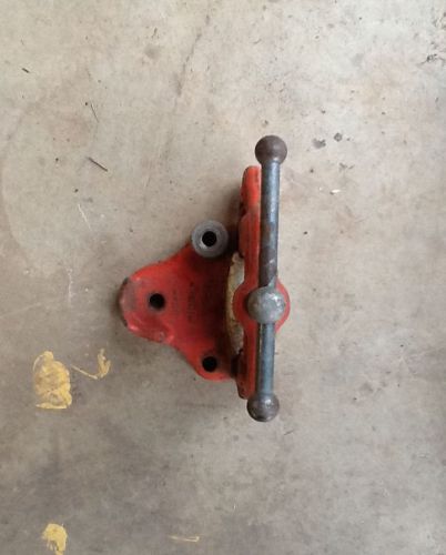 Ridgid no 22 bench yoke pipe vise 1/8&#034; to 2&#034; capacity for sale