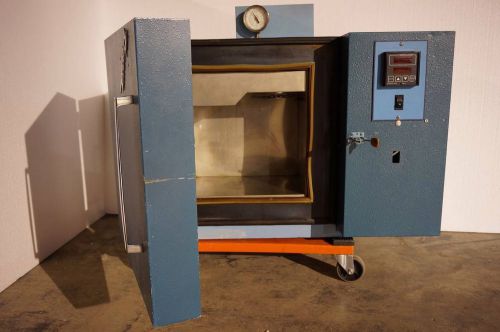 # Tenney Jr Environmental Temperature Test Chamber TJR Benchtop