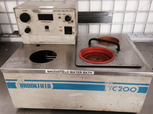 Brookfield Model TC200 constant temperature water bath