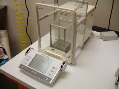 Mettler Toledo AX205 DeltaRange Laboratory Analytical Balance Scale Delta # 6282