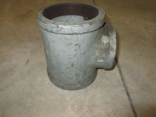 Galvanized SCHD 40 Reducing Tee 4&#034; x 4&#034; x 3&#034; Tee