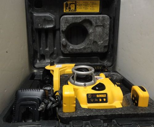 DeWalt DW077 Rotary Laser Leveling Kit