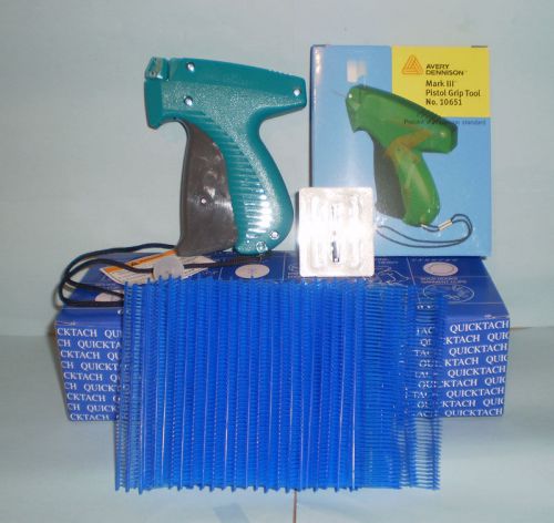 AVERY DENNISON GARMENT CLOTHING TAG TAGGING GUN + 5000 1&#034; BLUE BARBS 10651