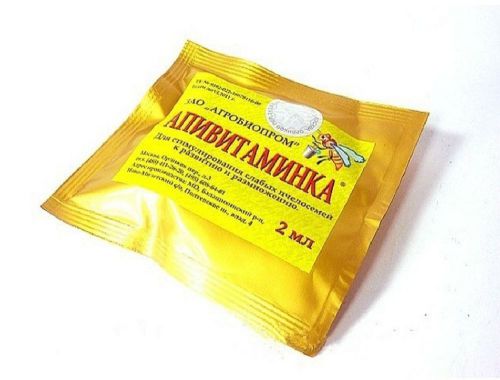 &#034; Apivitaminka &#034; vitamins amino acids and minerals for the development of bee