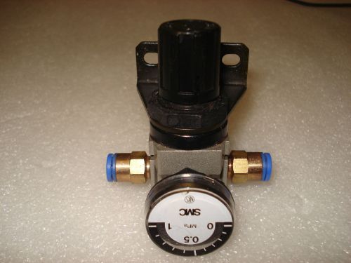 SMC AR1000-M5BG + SET PRESS REGULATOR