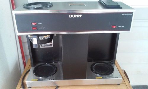 BROKEN BUNN COMMERCIAL POUR OVER COFFEE MAKER MODEL VPS-BLACK W/ DECANTERS