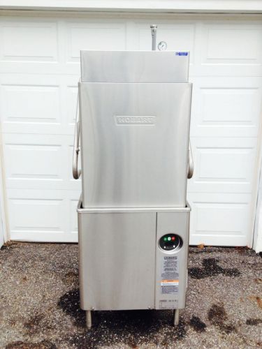 Hobart Commercial Dishwasher AM15T