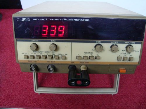 IWATSU SG-4101 FUNCTION GENERATOR    Made in Japan                 Ready to work