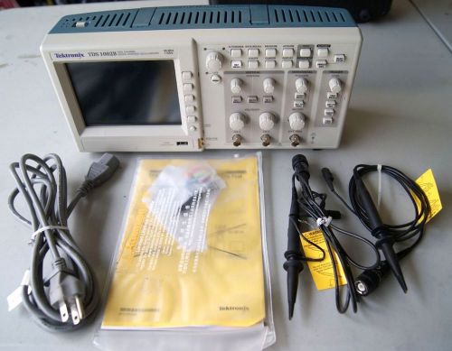 tektronics TDS-1002b excellent 60 hz digital storage 2 channel oscilliscope