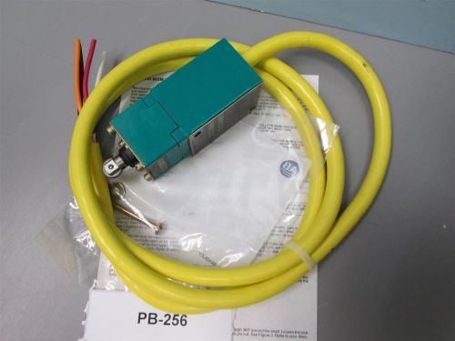 Allen Bradley 802M-DY5 Ser B Pre-wired Limit switch New Old Stock