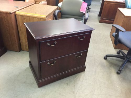 TRADITIONAL STYLE 2 DRAWER LATERAL SIZE FILE CABINET by JAFCO in MAHOGANY WOOD