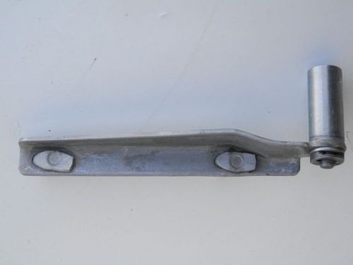 L/h door hinge p/n: 00-328570 for hobart lxic dishwasher ml# 130016 for sale