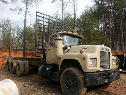 1984 Mack Tandem Log Truck