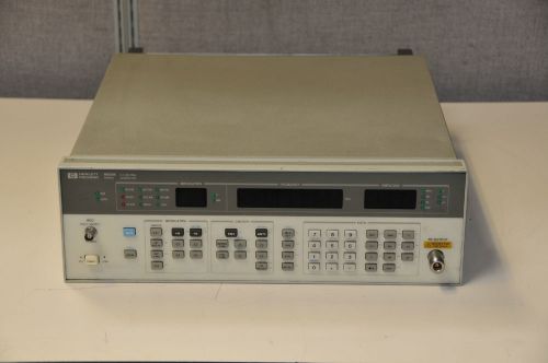 HP Agilent Keysight 8656B-001 Synthesized Signal Generator: 0.1 to 990MHz