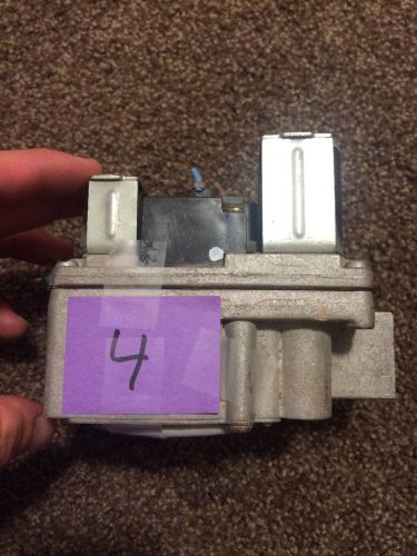 Furnace Gas Control Valve 36E24 210 EF32CW201