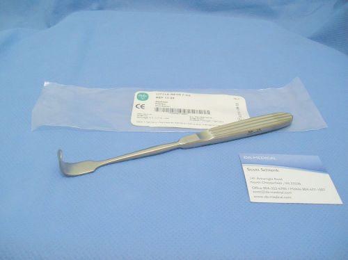 Miltex 11-23 Little Retractor, New