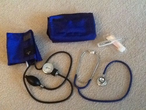 MATCH MATES SPHYGMOMANOMETER BLOOD PRESSURE BP CUFF &amp; STETHOSCOPE KIT W/ CASE