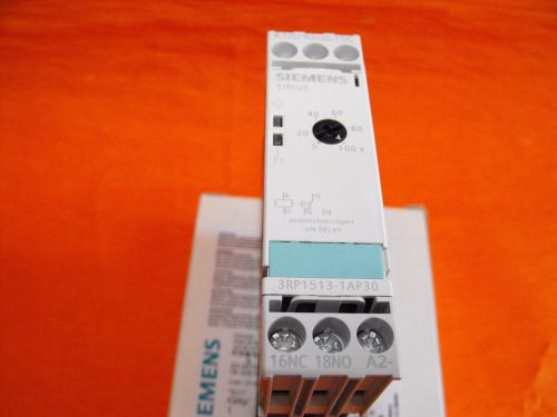 SIEMENS SIRIUS 3RP1513-1AP30 Timing Relay.5S....100S.NEW