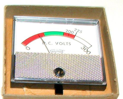 NEW TRIPLETT 220-GS PANEL MOUNT DC VOLT METER 2 1/4&#034; X 2 3/4