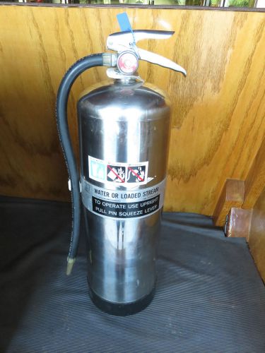 2.5 GALLON (AMEREX) WATER PRESSURE FIRE EXTINGUISHER W/SCHRADER VALVE