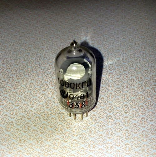 VINTAGE QUARTZ GLASS CRYSTAL RESONATOR FREQUENCY 1000kHz ( 1Mhz )