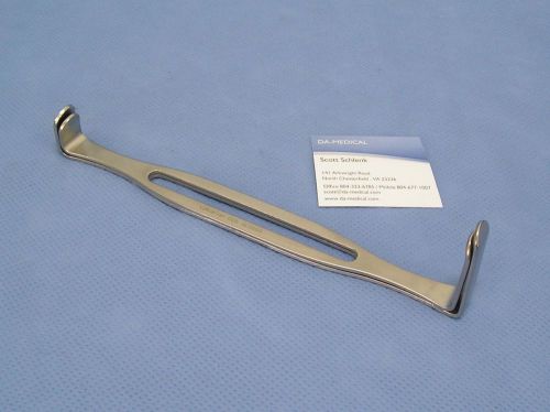 V Mueller SU3660 US ARMY Retractor Set, Nested set of 2