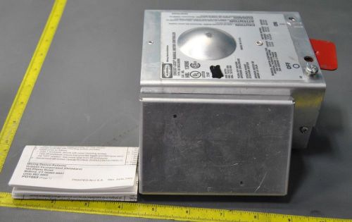 NEW HUBBELL MANUAL MOTOR CONTROLLER CIRCUIT-LOCK 13R90 (S17-4-116E)