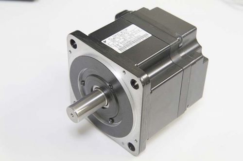 NEW 400W YASKAWA AC SERVO MOTOR SGMPS-04ACA21