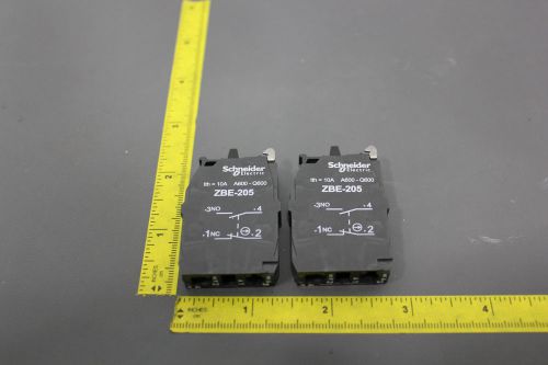 2 NEW SCHNEIDER CONTACT BLOCK ZBE205 ZBE 205 (S19-3-74A)