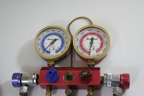 SNAP-ON AC DUAL MANAFOLD GAUGES NO RESERVE