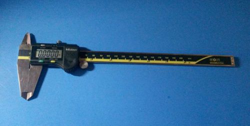 MITUTOYO 500-197-20 CD-8&#034;CSX DIGITAL CALIPER