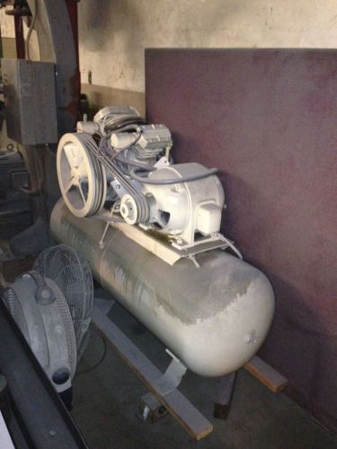 10 HP INGERSOLL RAND COMPRESSOR