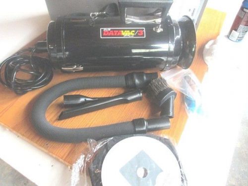 Lightly used Metro Datavac Pr/ 3 series vacuum cleaner model MDV-3 +case #406468