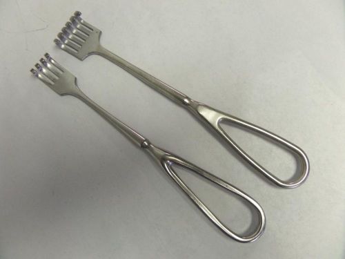 Lot of 2 Blunt Prong Retractors 4 &amp; 6 Prong