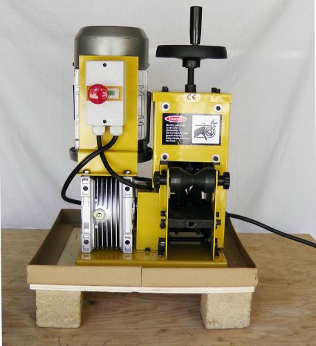 Wire Stripping Machine NEW: Bluedog BWS-60  Copper Wire Recycling Stripper