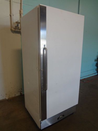 HEAVY DUTY COMMERCIAL STAINLESS STEEL &#034;ARCTIC AIR&#034; 1 DOOR REACH IN COOLER