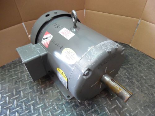 BALDOR 7 1/2 HP INDUSTRIAL MOTOR, CAT#M3710T, RPM 1760, VOLTS 208-230/460, NEW