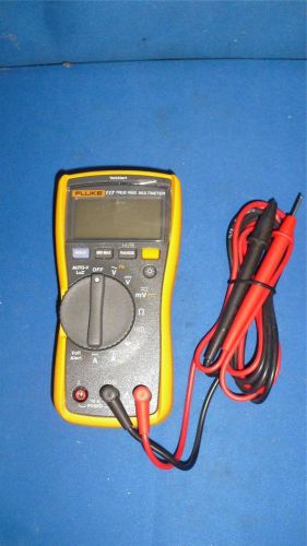 Fluke Networks Model 117 True RMS Multimeter w/Probes &amp; Fluke Protective Cover