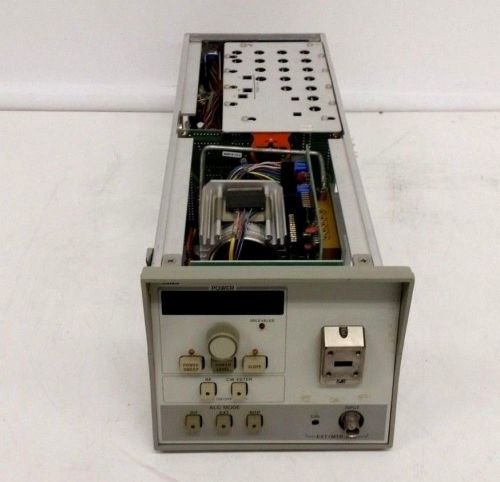 HP 83570A RF PLUG-IN  18-26.5 GHz