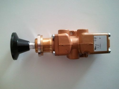 Versa VNI-3301 Three-Way Valve, 2 Position 3/2 (used)