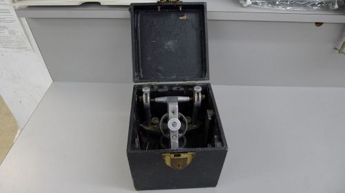 Dental articulator