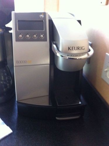 Keurig B3000SE Brewing System - Black/Silver