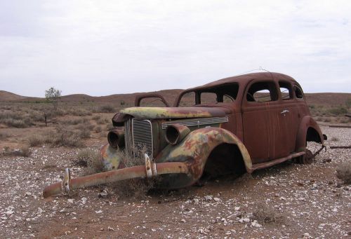 Classic Car in field  screen saver -digital file by email, penny 1 cent