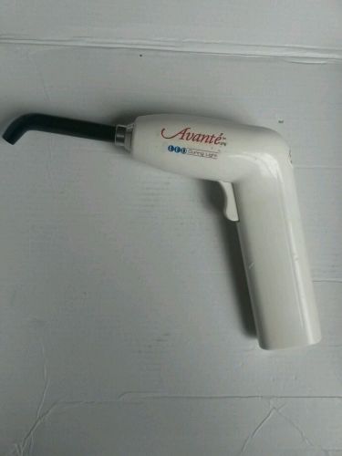 Pentron cordless Avante Dental curing light