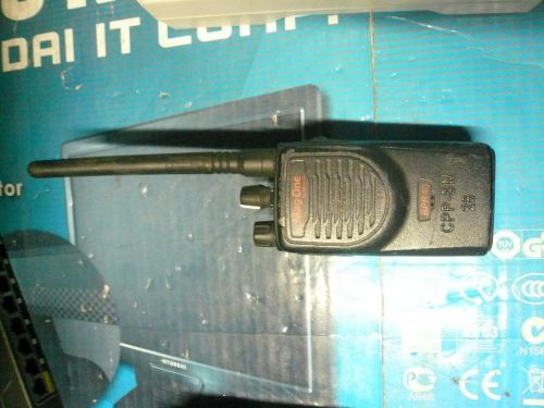 Mag One BPR40 by Motorola, AAH84KDS8AA1AN, TWO WAY RADIOS   AS IS